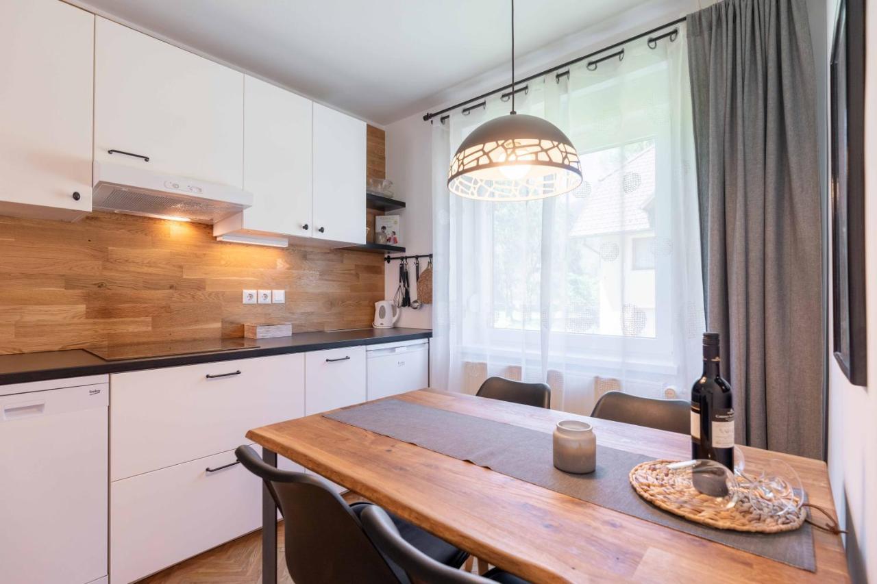 Apartma Pecek Kranjska Gora Eksteriør bilde